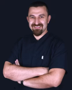 Ortodonti Uzmanı Erdem Ayyıldız